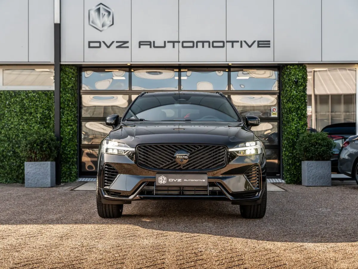 2.0 T8 Plug-in hybrid AWD Plus Black Ed. | Pano | SOH 100% | H/K Sound | Premium Pack | Nieuw | BTW