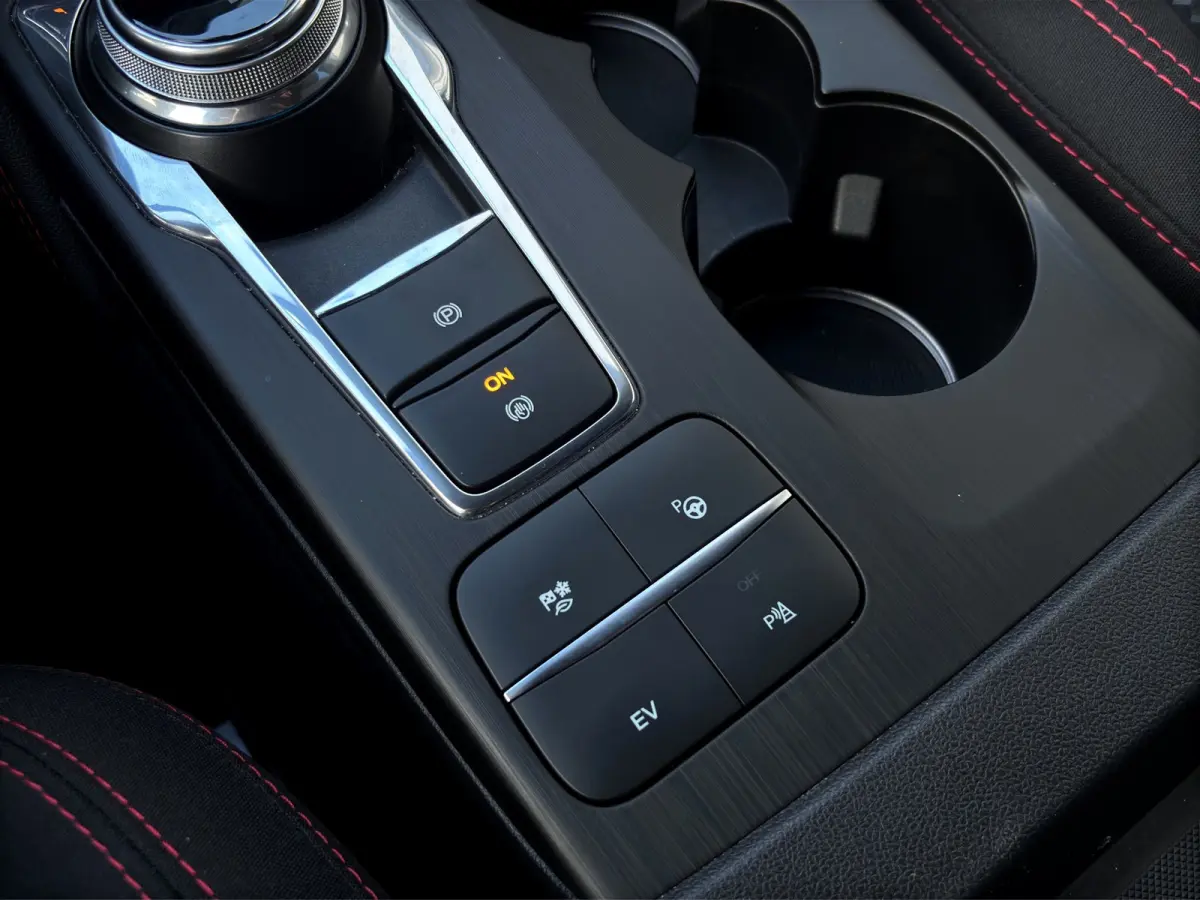 2.5 PHEV ST-Line | Trekhaak | Adap. Cruise | Stoelverwarming | Camera | 19 inch