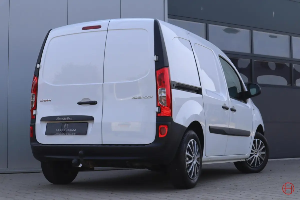 bestel 109 CDI / Airco / Cruise / Trekhaak / Stoelverwarming / 1e EIG