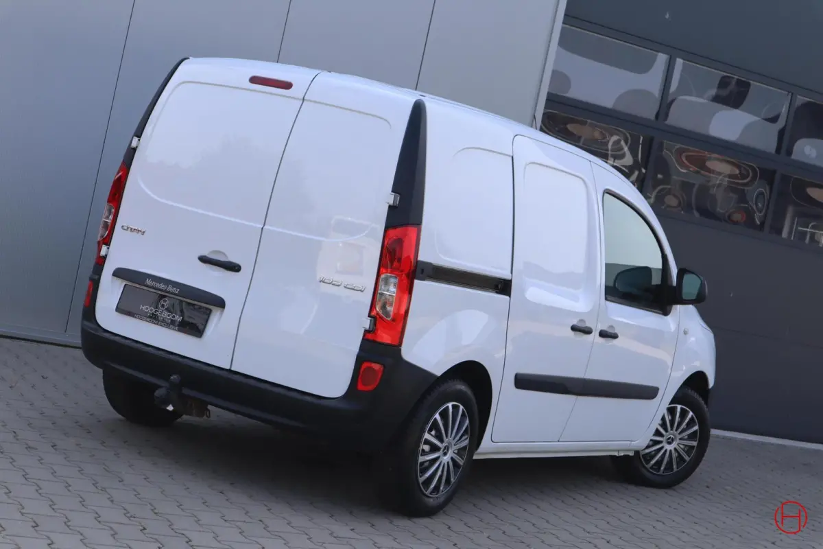 bestel 109 CDI / Airco / Cruise / Trekhaak / Stoelverwarming / 1e EIG