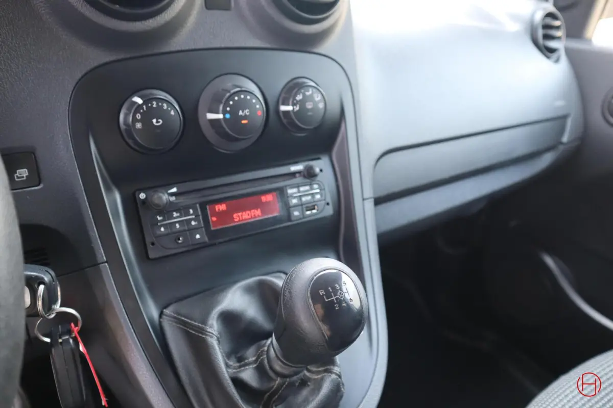 bestel 109 CDI / Airco / Cruise / Trekhaak / Stoelverwarming / 1e EIG