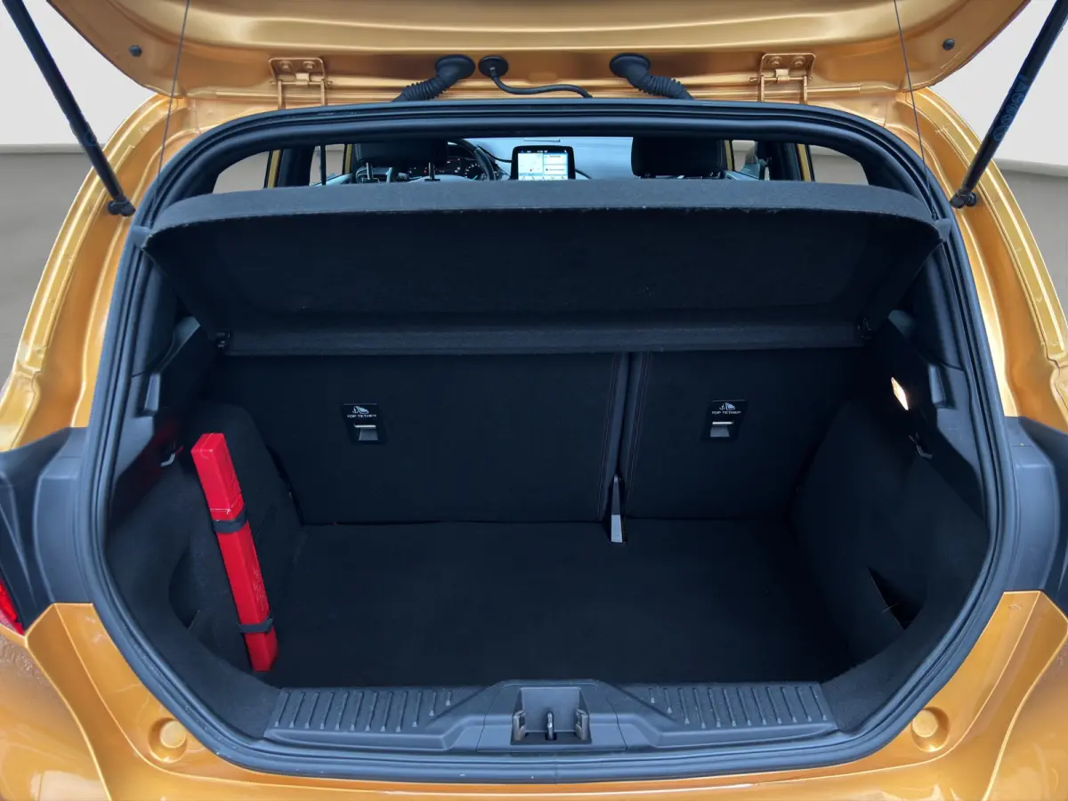1.0 Active First Edition | Trekhaak | Adap. Cruise | B&O Audio | Apple Carplay | Navigatie