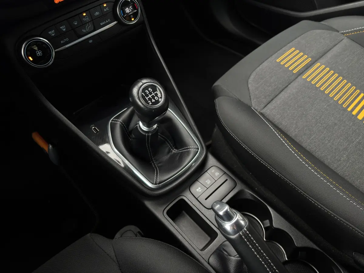 1.0 Active First Edition | Trekhaak | Adap. Cruise | B&O Audio | Apple Carplay | Navigatie