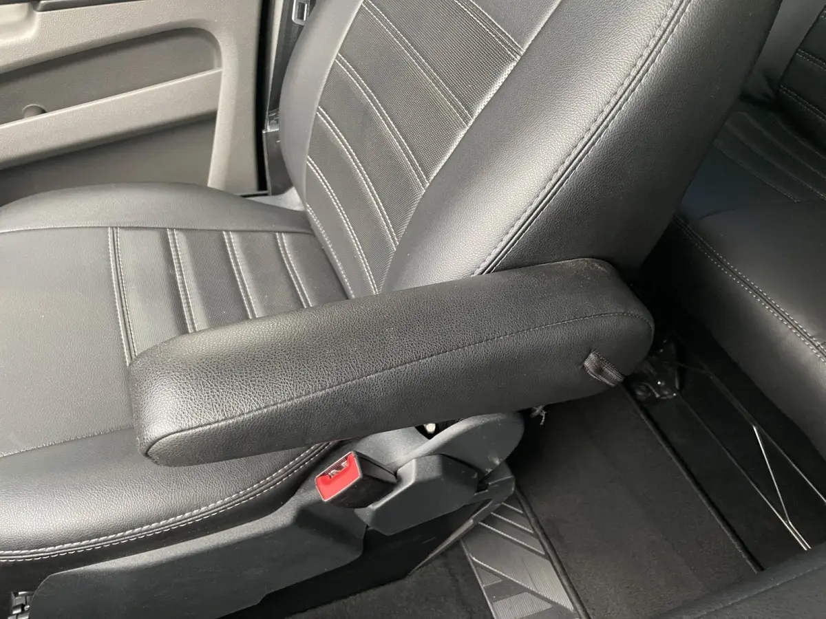 300 2.0 170pk TDCI L2H1 Limited DC | Trekhaak | 2x Schuifdeur | Camera | Leder | Stoelverwarming