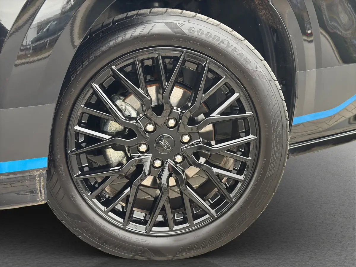 300 2.0 TDCI L1H1 170pk Sport Vol! | Trekhaak | 19 Inch LMV | Camera | | Achteruitrijcamera | Apple Carplay/Android Auto|telefoonintegratie premium | Audio installatie