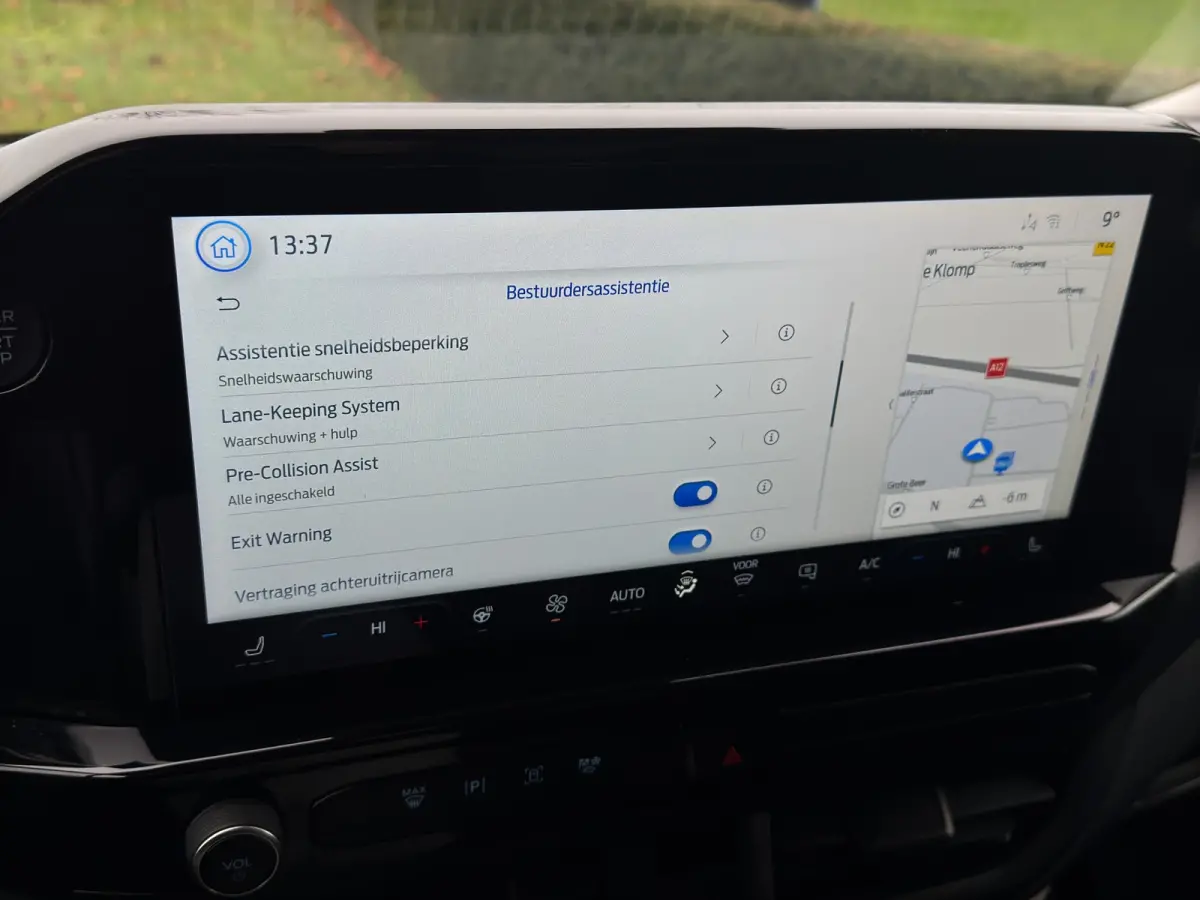 300 2.0 TDCI L1H1 170pk Sport Vol! | Trekhaak | 19 Inch LMV | Camera | | Achteruitrijcamera | Apple Carplay/Android Auto|telefoonintegratie premium | Audio installatie