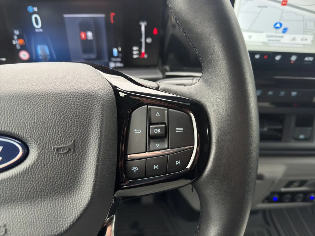 300 2.0 TDCI L1H1 170pk Sport Vol! | Trekhaak | 19 Inch LMV | Camera | | Achteruitrijcamera | Apple Carplay/Android Auto|telefoonintegratie premium | Audio installatie