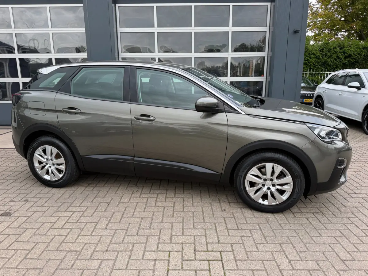 1.2 PureTech Active / Cruise / Virtual / Nieuwe Motor via Peugeot Dealer .
