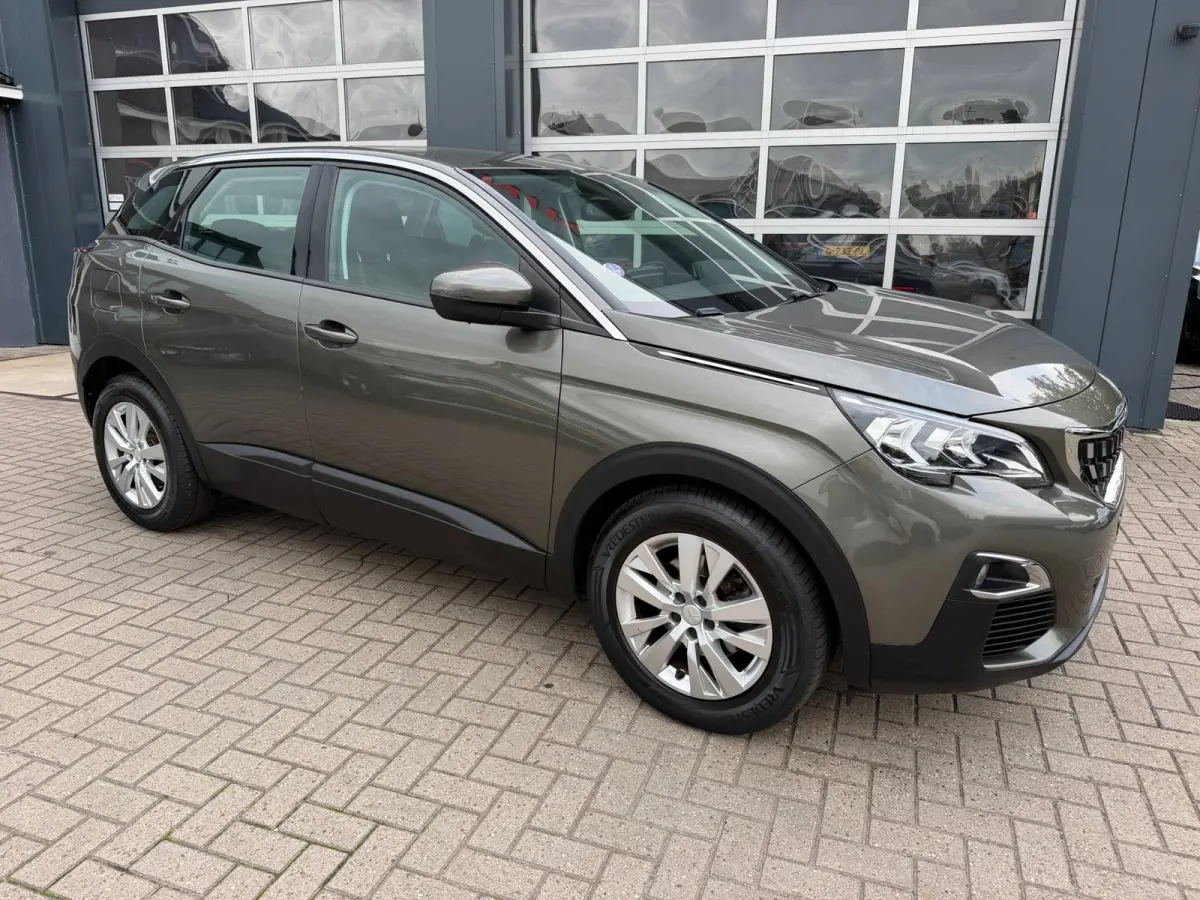 1.2 PureTech Active / Cruise / Virtual / Nieuwe Motor via Peugeot Dealer .
