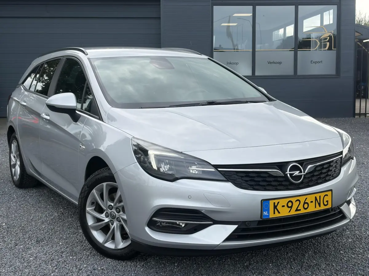 1.2 Business Executive ✓1e Eigenaar✓146pk✓Camera✓Trekhaak✓Carplay✓Airco✓Cruise✓Pdc V+A✓Lm velgen✓Comfortstoelen✓6 Bak✓N.A.P✓Apk tot 11-2028