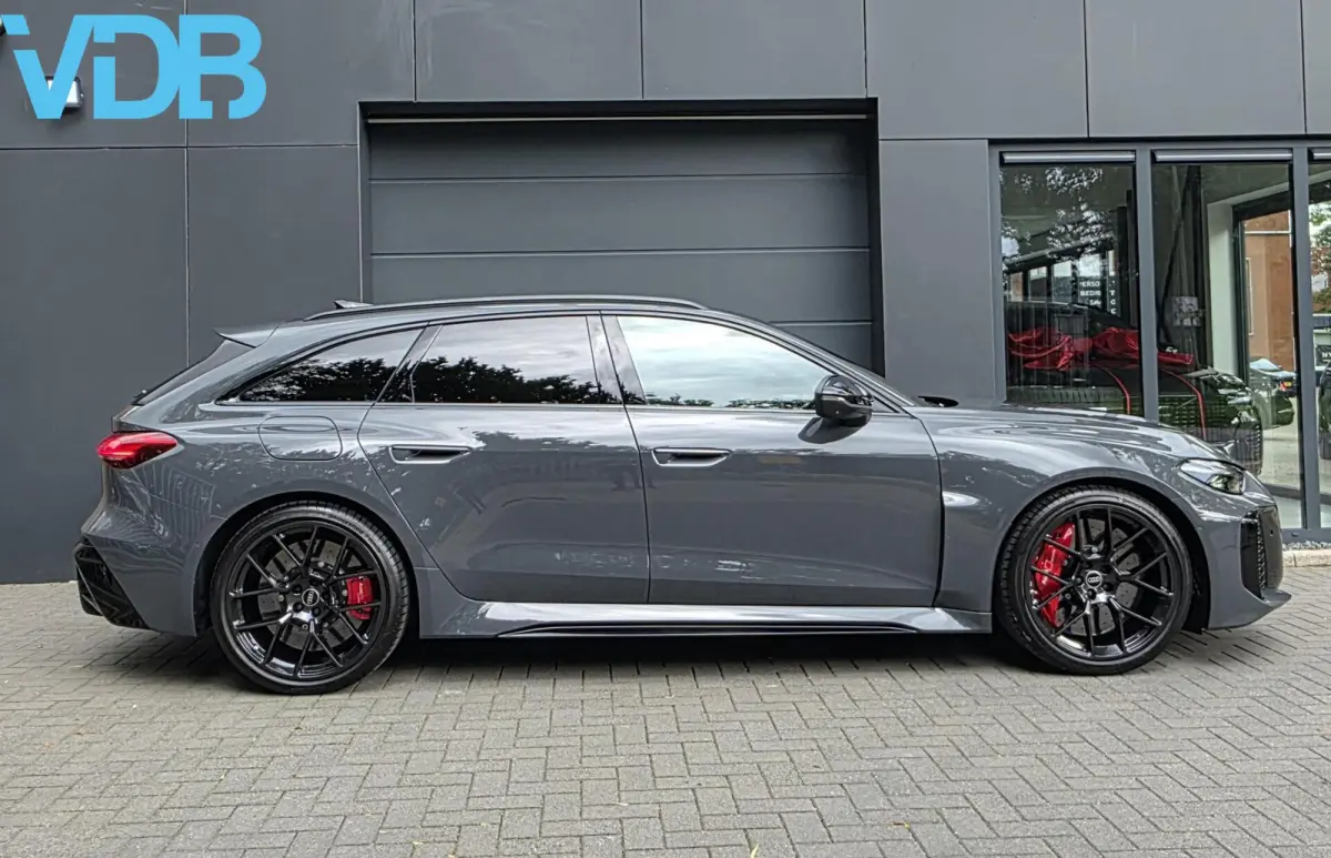 Avant RS 5 quattro