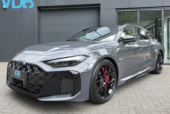 Avant RS 5 quattro