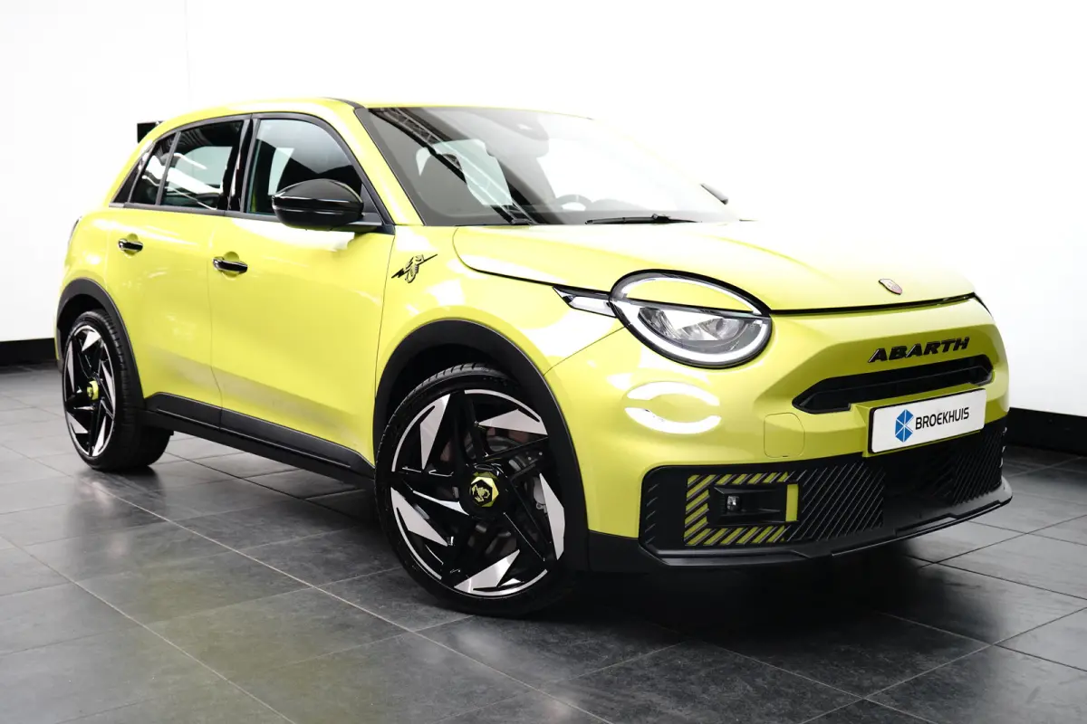 Turismo 54 kWh 240 pk Fiat | 11 kW lader | Airco (automatisch) | Apple Carplay/Android Auto|telefoonintegratie premium