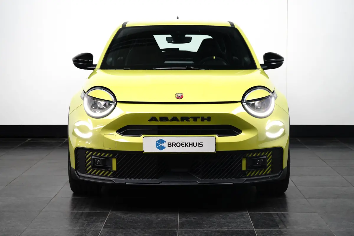 Turismo 54 kWh 240 pk Fiat | 11 kW lader | Airco (automatisch) | Apple Carplay/Android Auto|telefoonintegratie premium