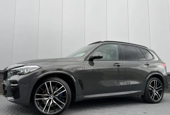 xDrive45e High Executive M-Sport|PANO|HK