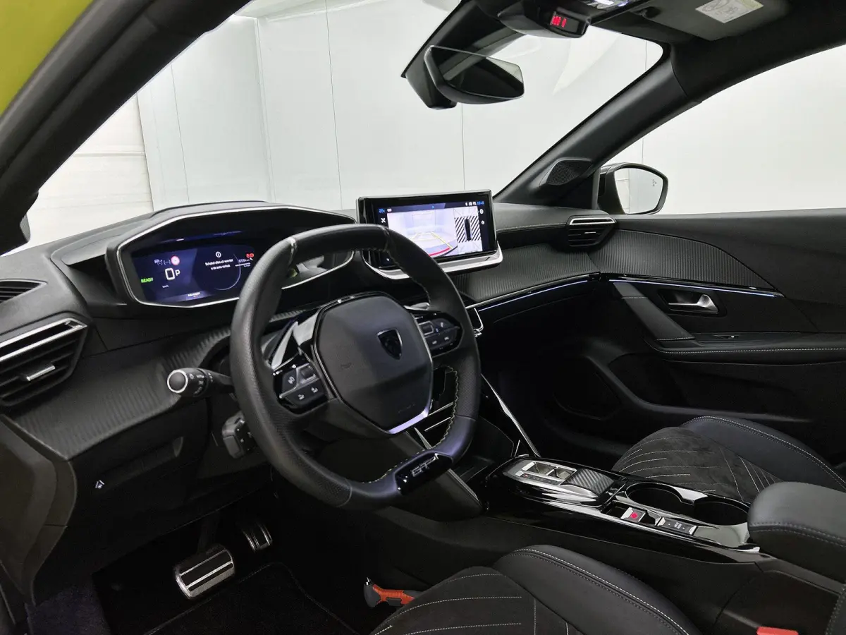 EV 156pk GT 51 kWh Automaat | Elektrisch Verstelbare Bestuurders Stoel | Accu 97% | Navigatie| Stoelverwarming | Climate Control | Apple Carplay/Android Auto |