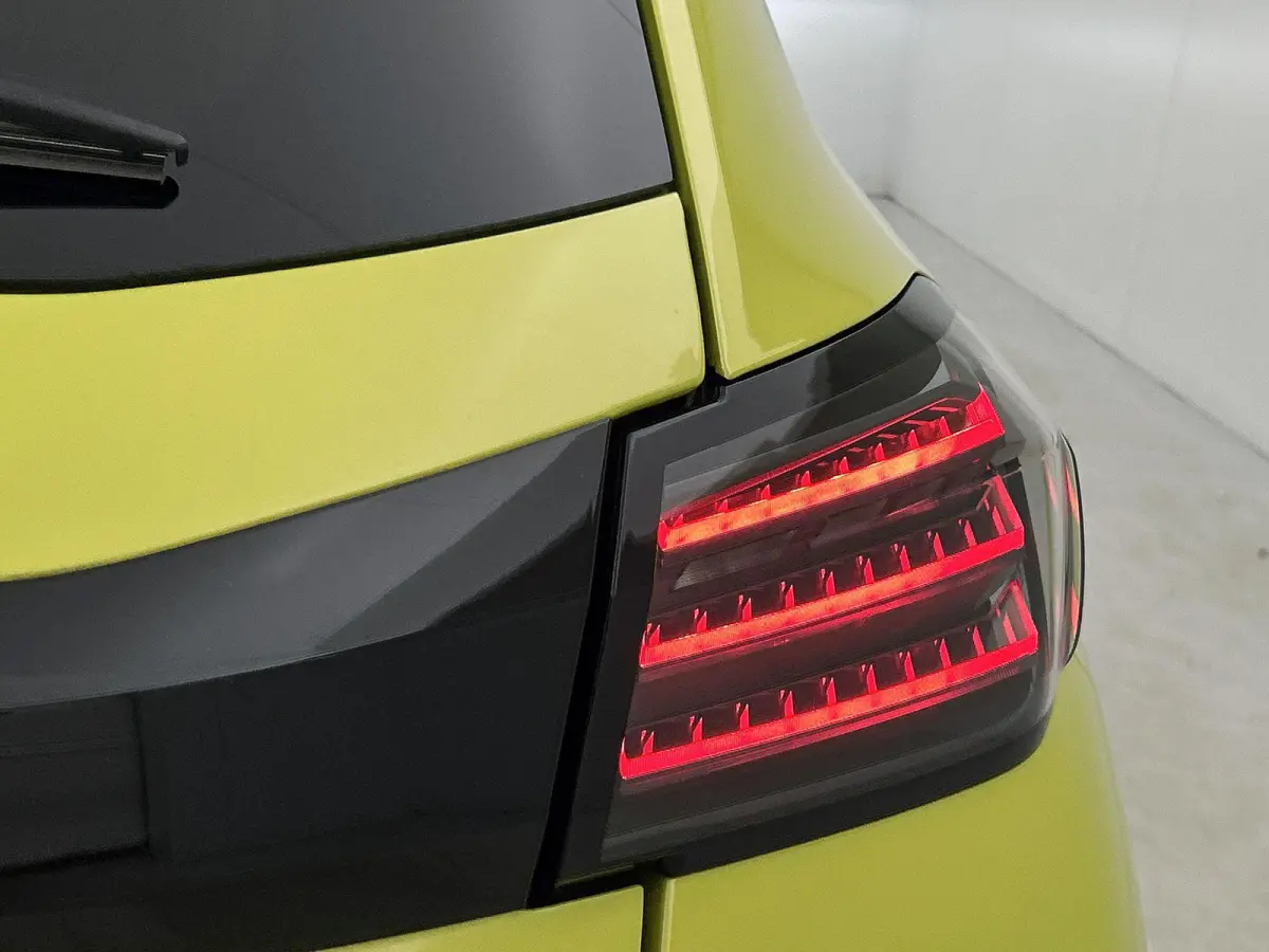 EV 156pk GT 51 kWh Automaat | Elektrisch Verstelbare Bestuurders Stoel | Accu 97% | Navigatie| Stoelverwarming | Climate Control | Apple Carplay/Android Auto |
