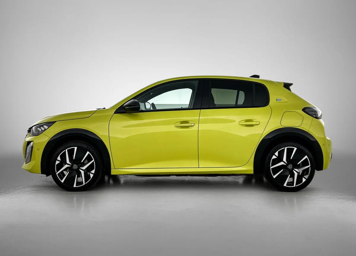 EV 156pk GT 51 kWh Automaat | Accu 97% |  400km | Navigation Pack | Alcantara Pack | Metaalkleur | Warmtepomp | Stoelverwarming | Climatecontrol