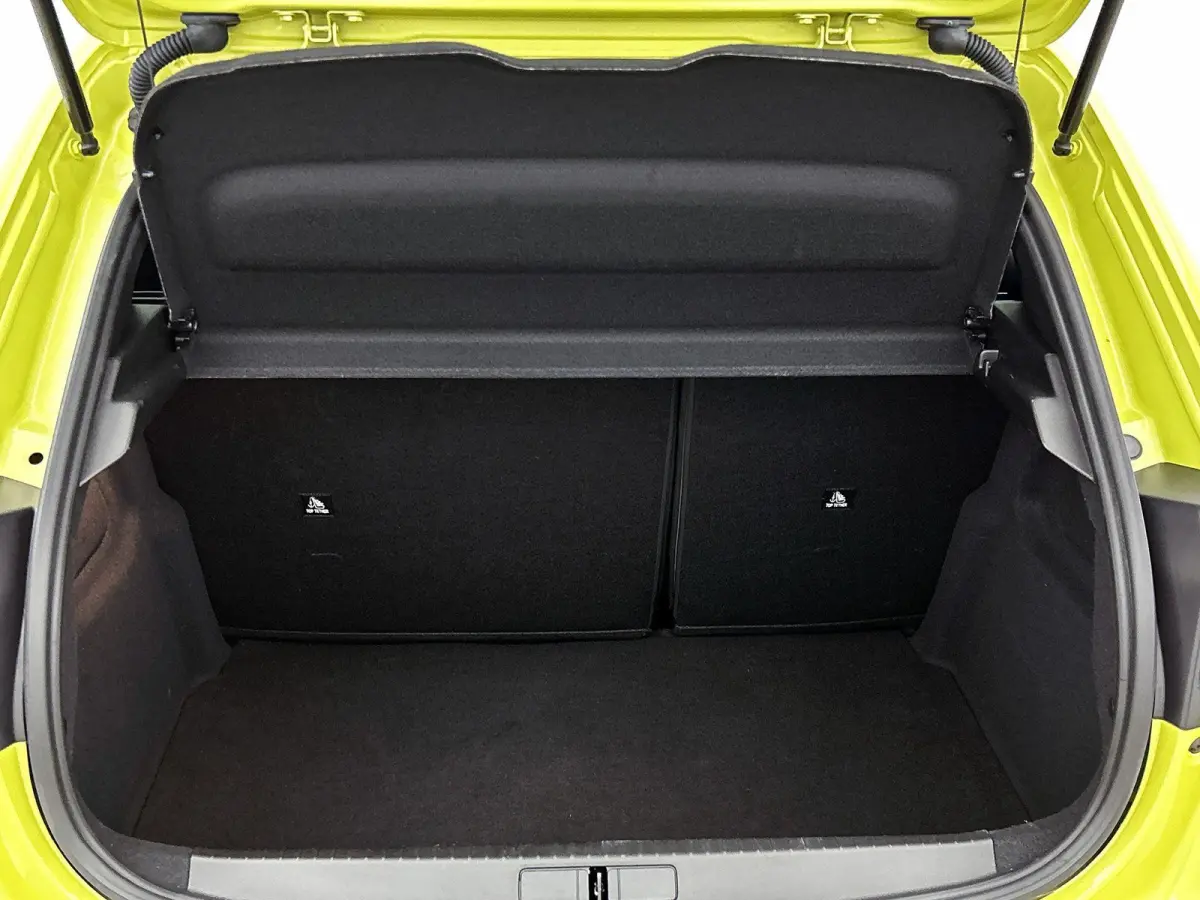 EV 156pk GT 51 kWh Automaat | Elektrisch Verstelbare Bestuurders Stoel | Accu 97% | Navigatie| Stoelverwarming | Climate Control | Apple Carplay/Android Auto |