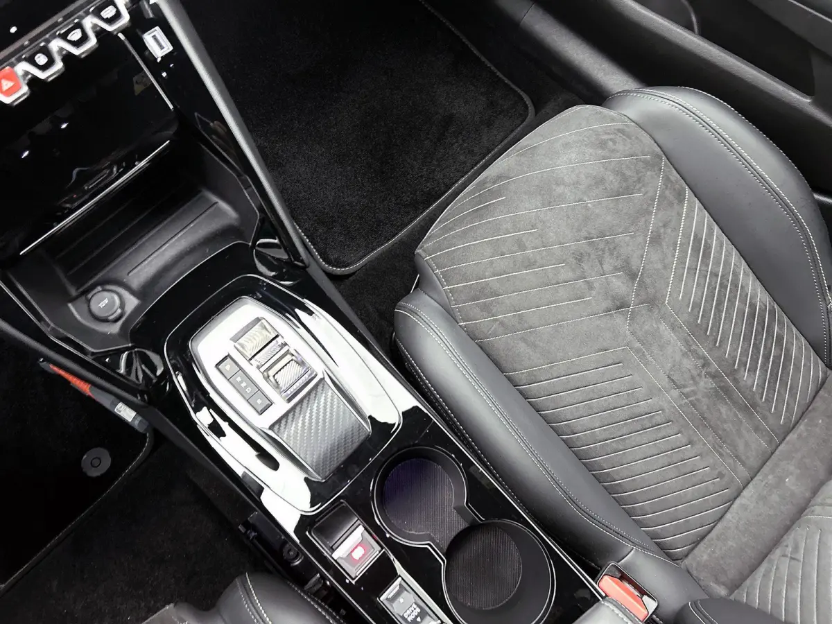 EV 156pk GT 51 kWh Automaat | Elektrisch Verstelbare Bestuurders Stoel | Accu 97% | Navigatie| Stoelverwarming | Climate Control | Apple Carplay/Android Auto |