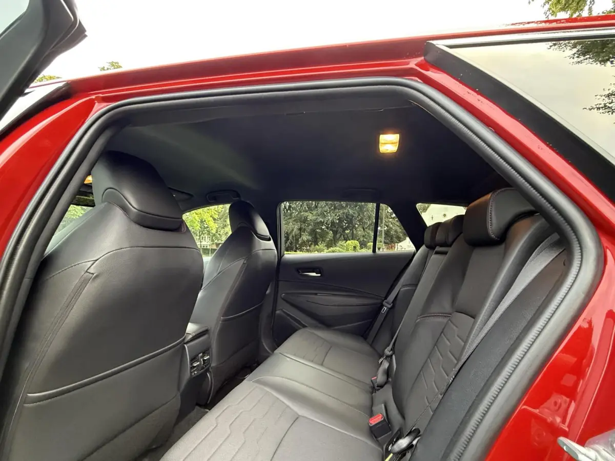 2.0 Hybrid Premium