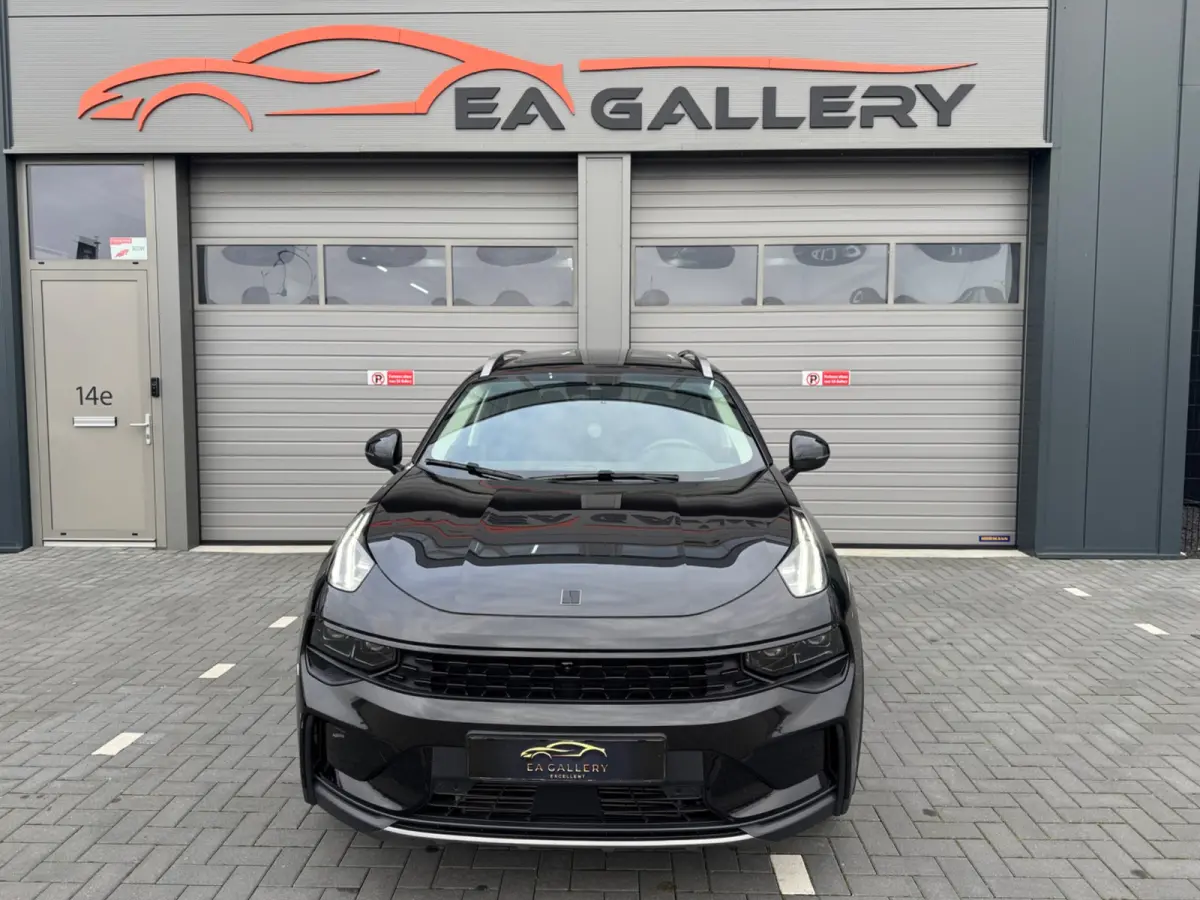 1.5 bomvol Black Edition 261PK 360°Camera Zwarte hemel
