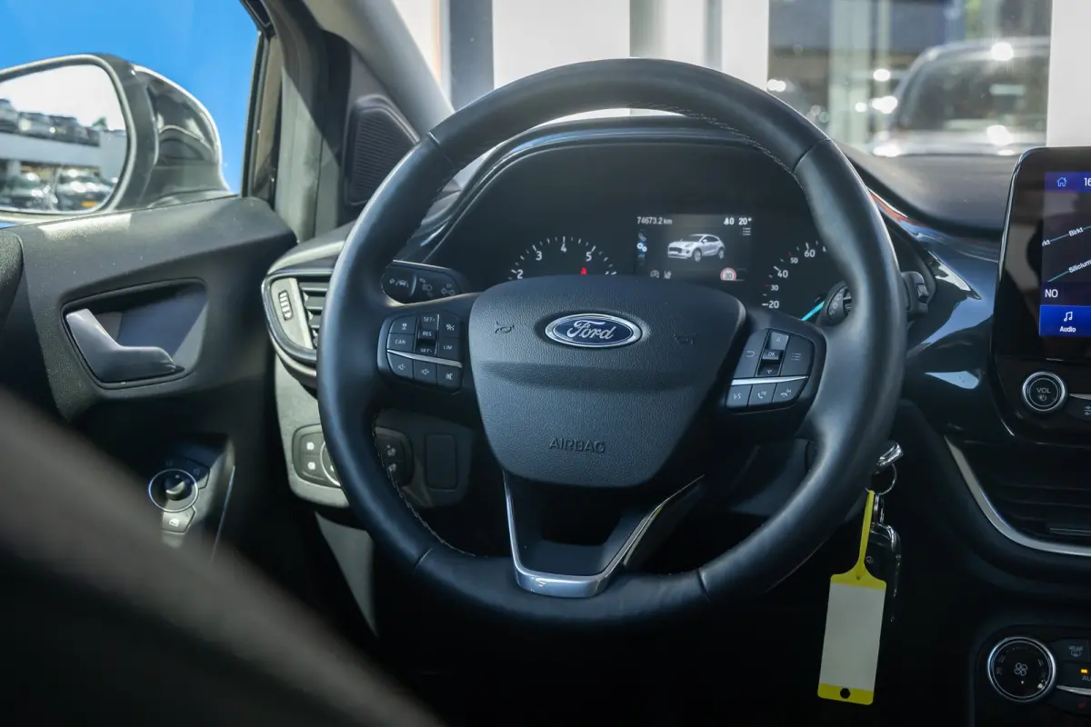 1.0 EcoBoost Titanium | Stoel/Stuur/Voorruitverwarming | Apple Carplay/Android Auto | Camera | Navi | 17''L.M. Velgen | Achteruitrijcamera | Apple Carplay/Android Auto|telefoonintegratie pre