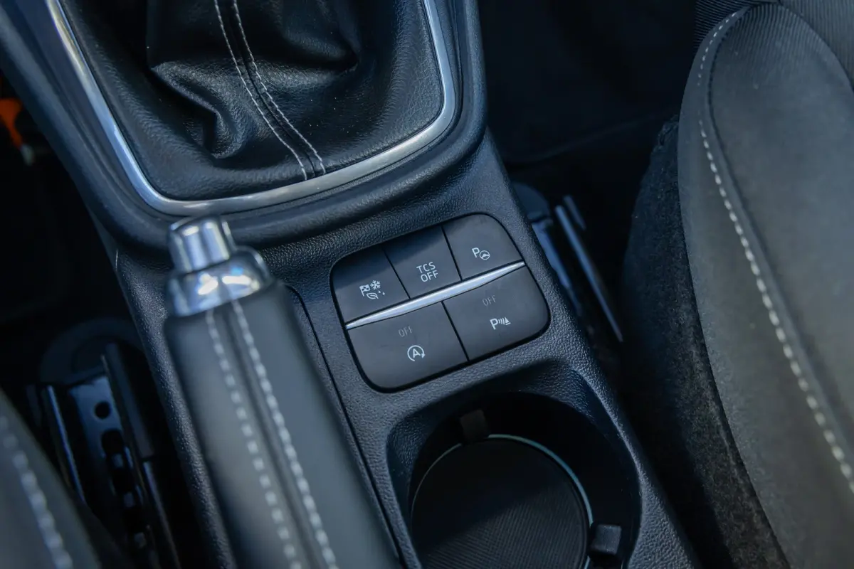 1.0 EcoBoost Titanium | Stoel/Stuur/Voorruitverwarming | Apple Carplay/Android Auto | Camera | Navi | 17''L.M. Velgen | Achteruitrijcamera | Apple Carplay/Android Auto|telefoonintegratie pre