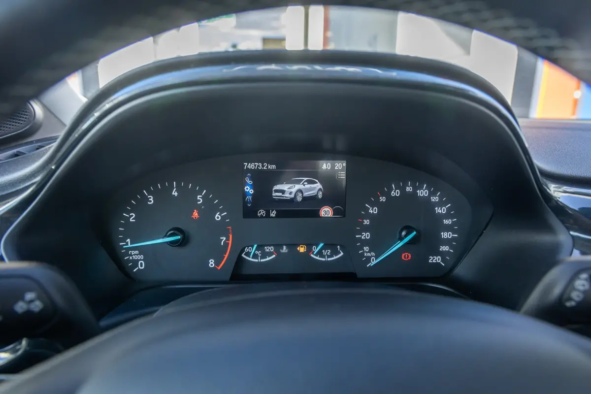 1.0 EcoBoost Titanium | Stoel/Stuur/Voorruitverwarming | Apple Carplay/Android Auto | Camera | Navi | 17''L.M. Velgen | Achteruitrijcamera | Apple Carplay/Android Auto|telefoonintegratie pre