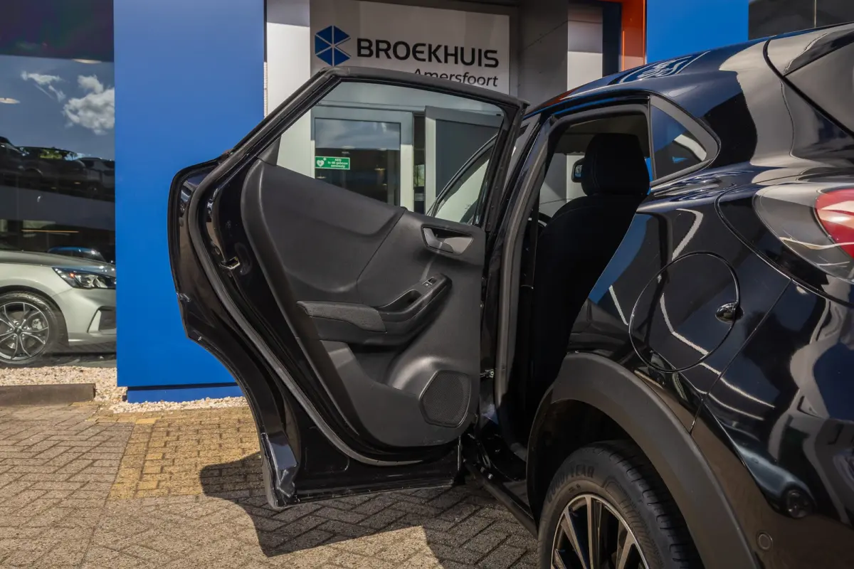 1.0 EcoBoost Titanium | Stoel/Stuur/Voorruitverwarming | Apple Carplay/Android Auto | Camera | Navi | 17''L.M. Velgen | Achteruitrijcamera | Apple Carplay/Android Auto|telefoonintegratie pre