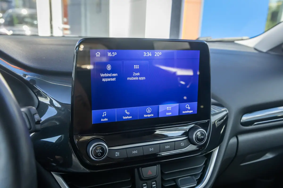 1.0 EcoBoost Titanium | Stoel/Stuur/Voorruitverwarming | Apple Carplay/Android Auto | Camera | Navi | 17''L.M. Velgen | Achteruitrijcamera | Apple Carplay/Android Auto|telefoonintegratie pre