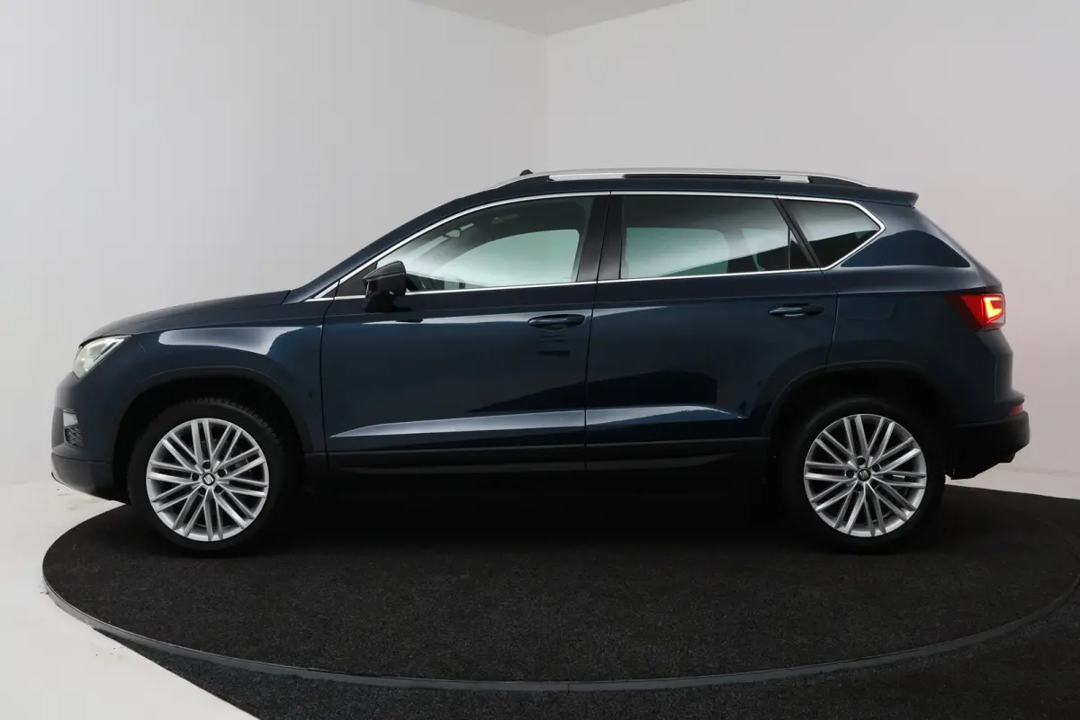 1.4 EcoTSI Xcellence (PANORAMADAK, CAMERA, STOELVERWARMING, TREKHAAK)
