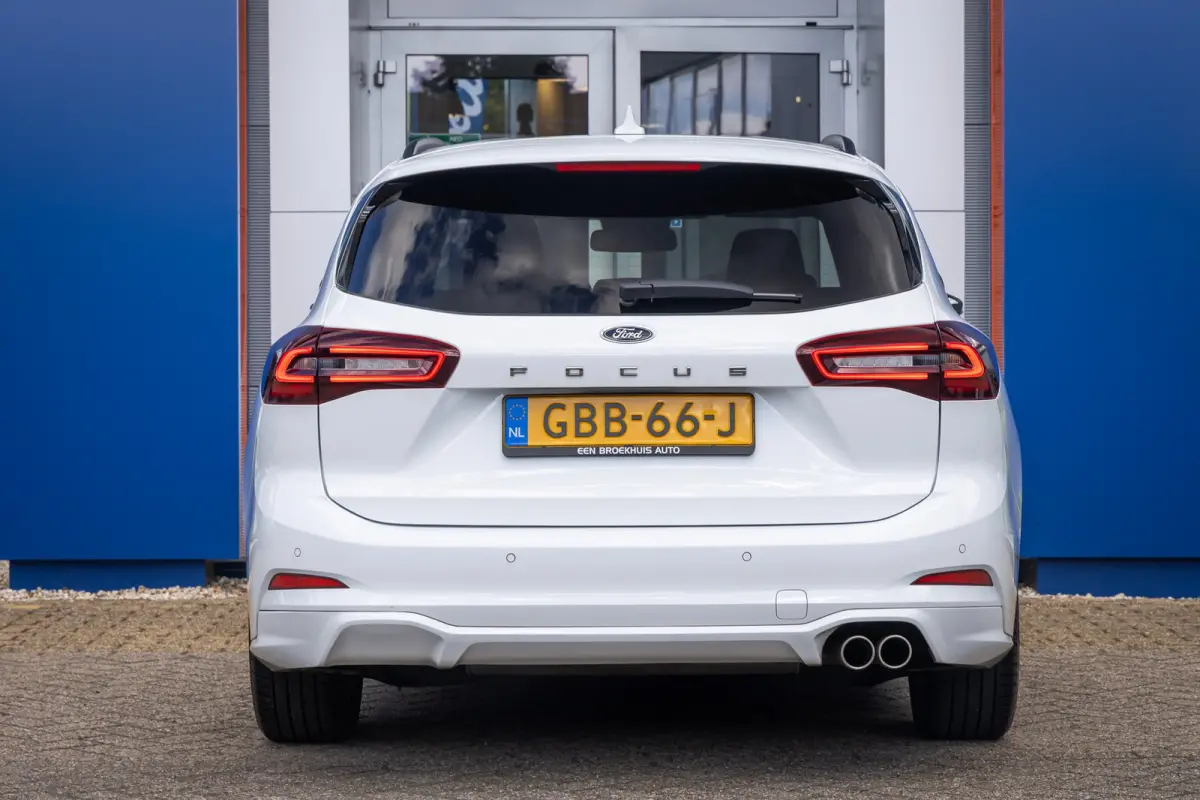 1.0 EcoBoost Hybrid ST Line | Cruise control | Parkeersensoren Voor/Achter | Apple Carplay/Android Auto | Elektrische ramen Voor/Achter | Apple Carplay/Android Auto|telefoonintegratie premiu