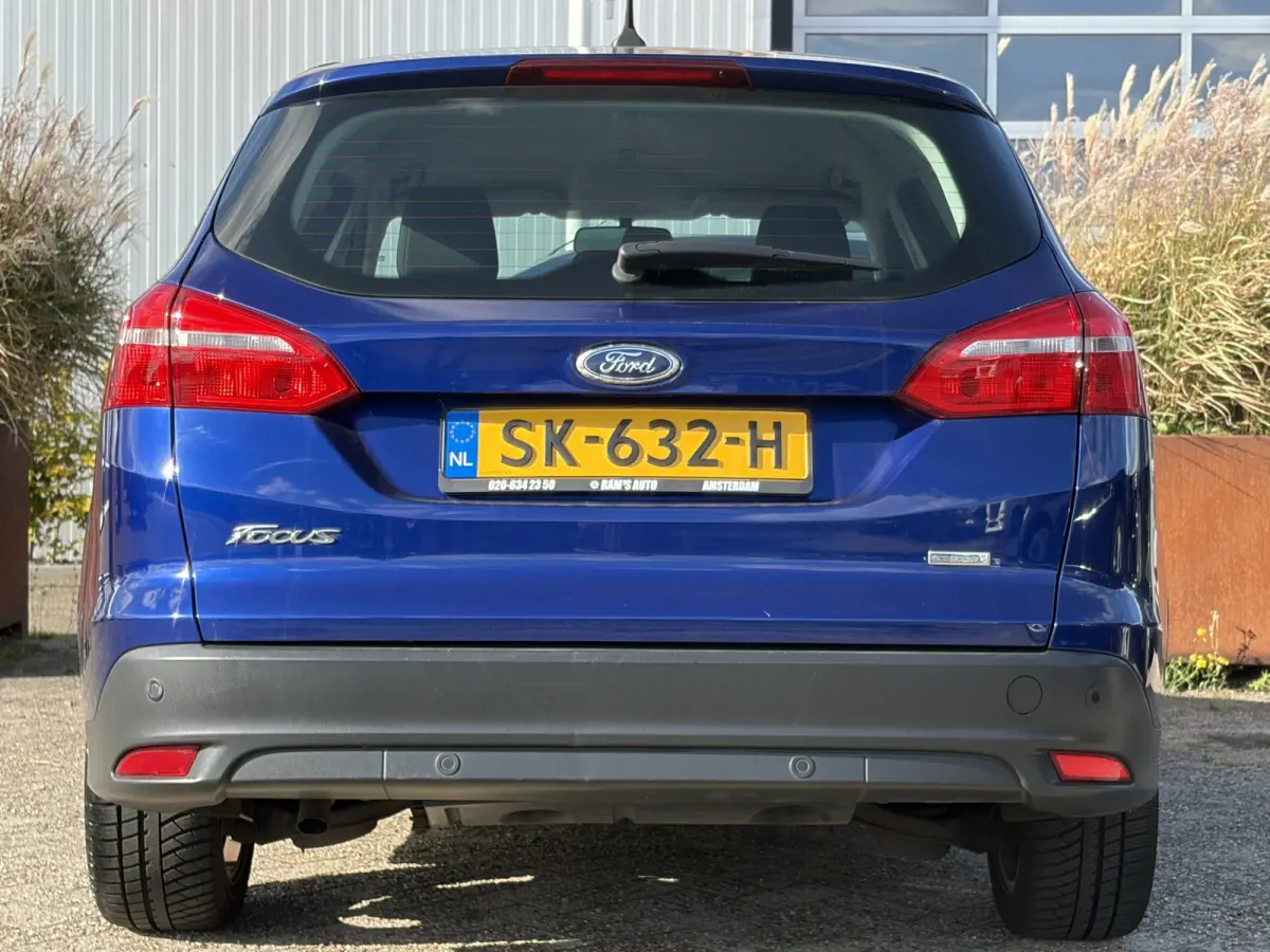1.0 Lease Edition 100pk | Apple Carplay/Android Auto | Cruise control | Isofix bevestiging voor kinderzitjes | LED dagrijverlichting | Navigatiesysteem full map | Parkeersensor achter | Zeer