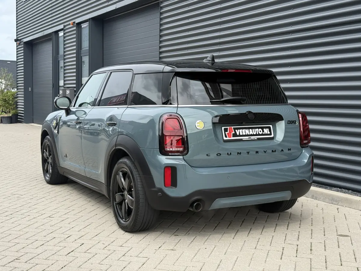2.0 Cooper SE ALL4 Camera/Apple