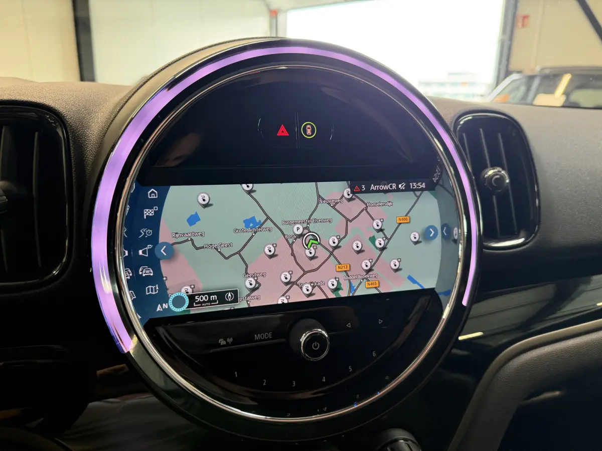 2.0 Cooper SE ALL4 Camera/Apple