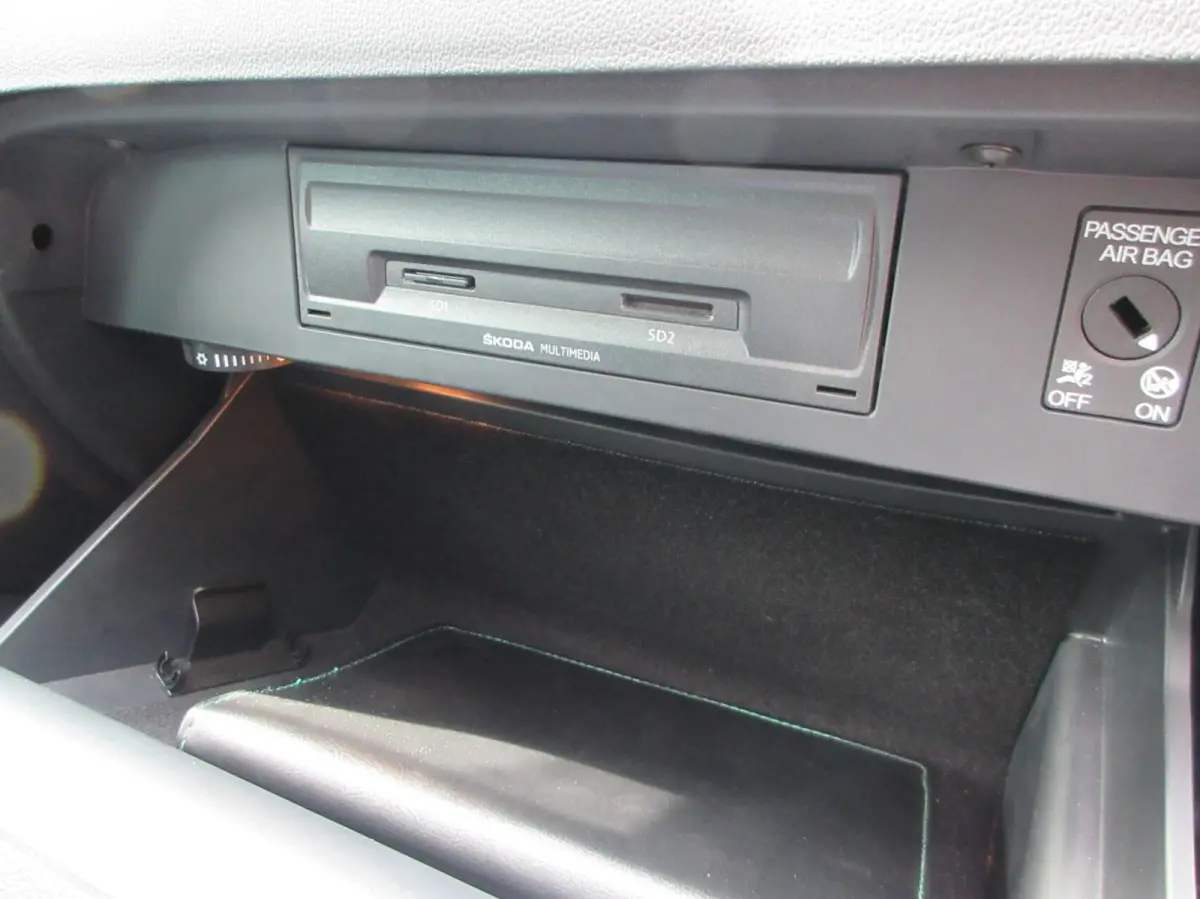 1.0 TSI Greentech Ambition Business 135dkm