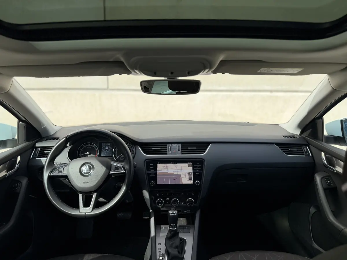 1.8 TSI 4x4 DSG Pano Trekhaak CarPlay Elektrische achterklep