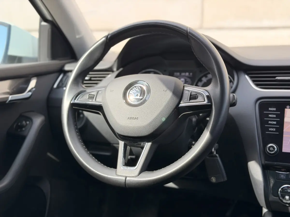 1.8 TSI 4x4 DSG Pano Trekhaak CarPlay Elektrische achterklep