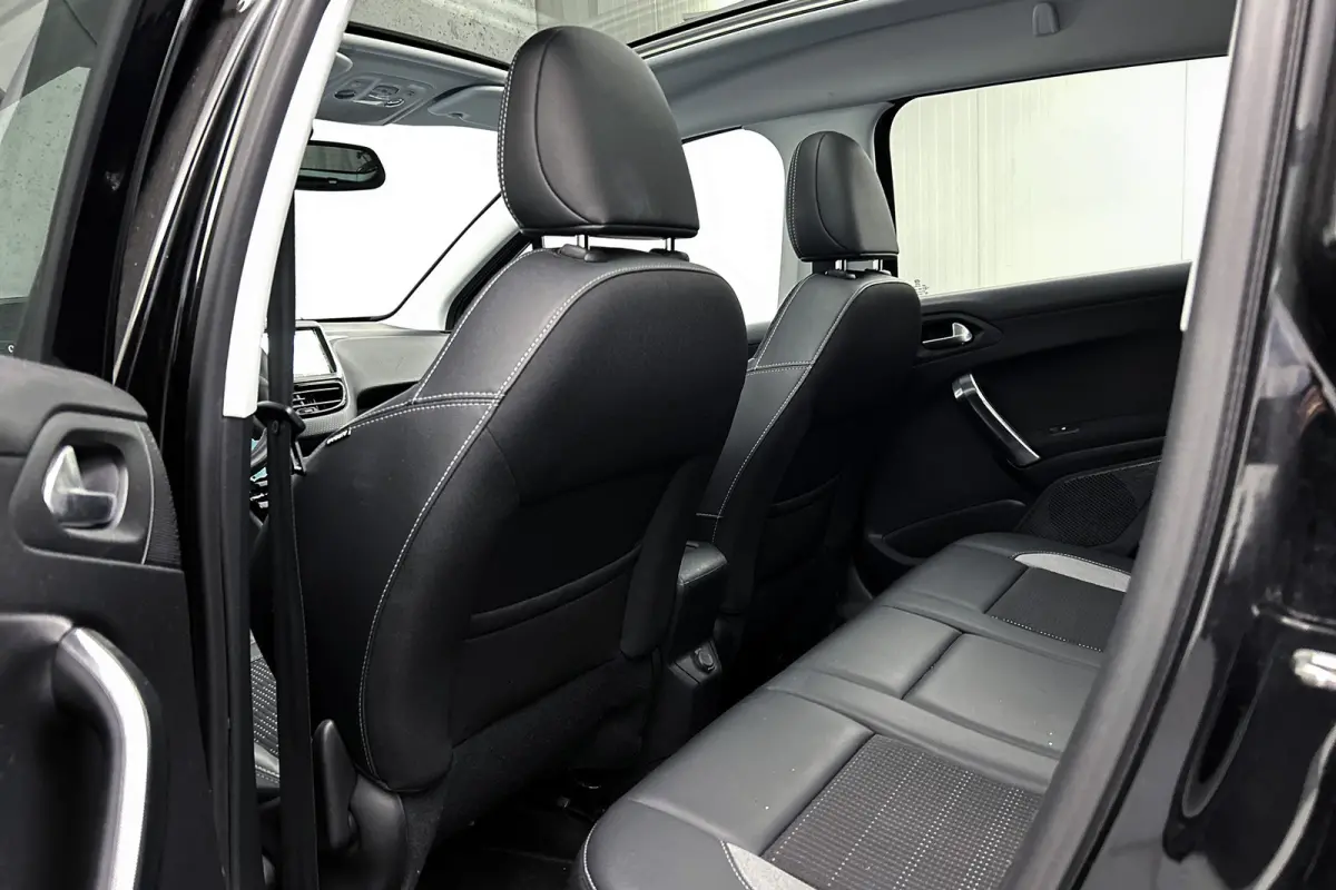 1.2 PureTech Allure | Half lederen bekleding | Panoramadak