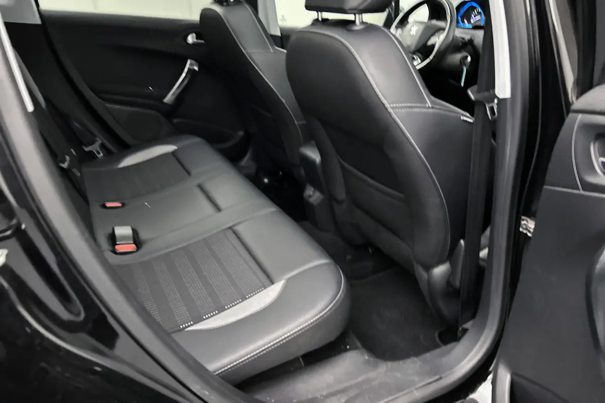 1.2 PureTech Allure | Half lederen bekleding | Panoramadak