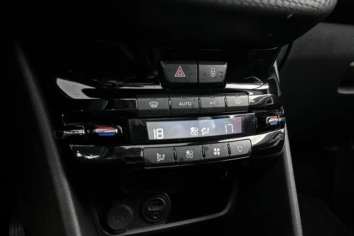 1.2 PureTech Allure | Half lederen bekleding | Panoramadak