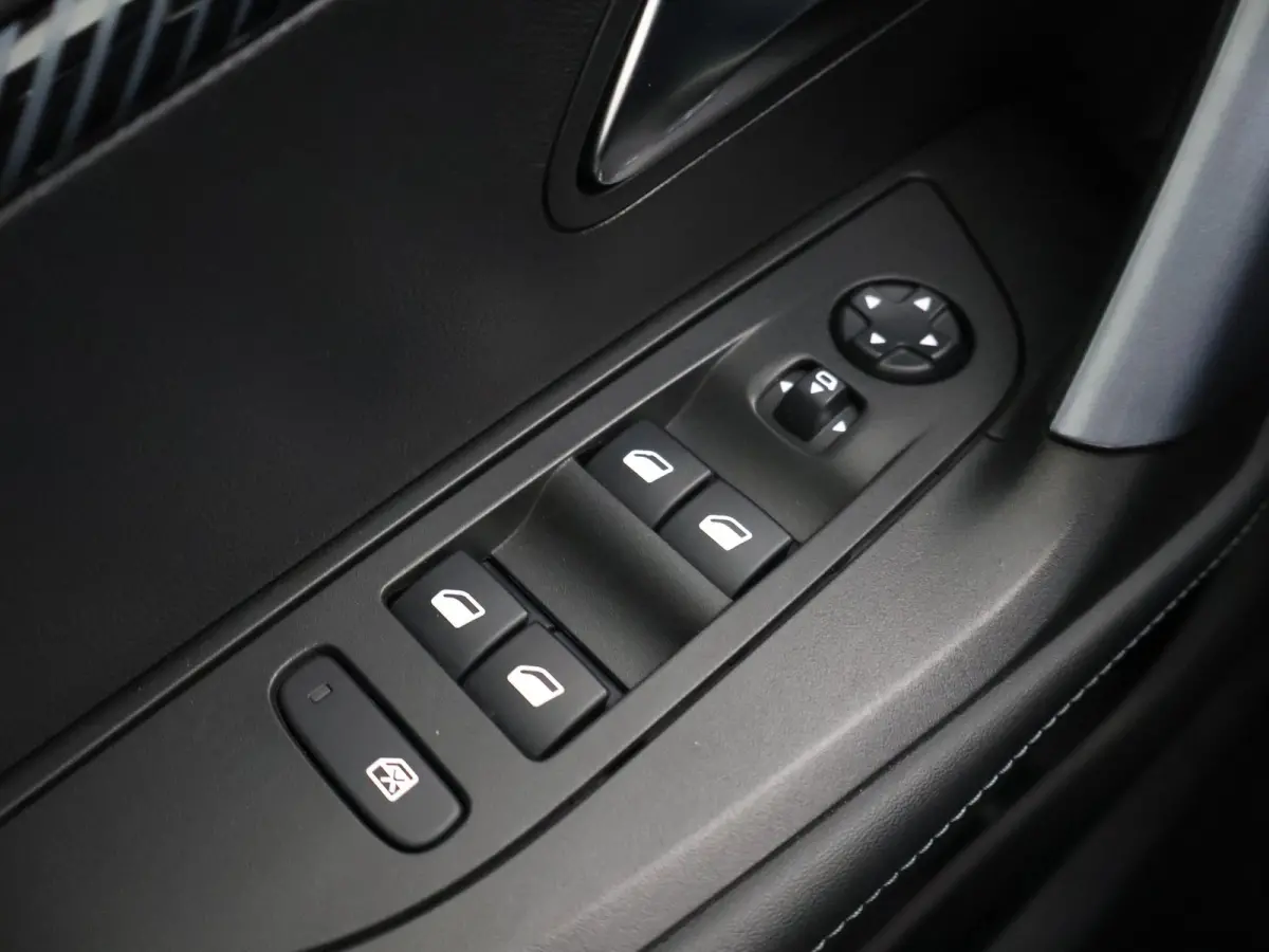 EV ALLURE 50 kWh + CAMERA | LED | CARPLAY | STOELVERW.