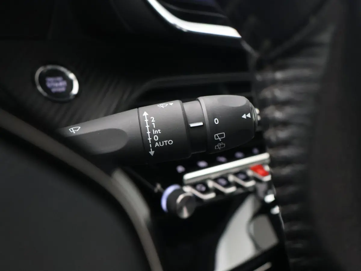 EV ALLURE 50 kWh + CAMERA | LED | CARPLAY | STOELVERW.