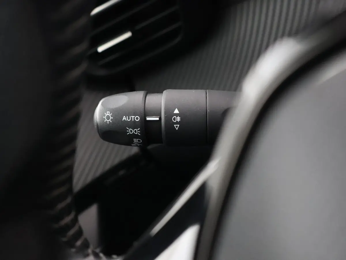 EV ALLURE 50 kWh + CAMERA | LED | CARPLAY | STOELVERW.