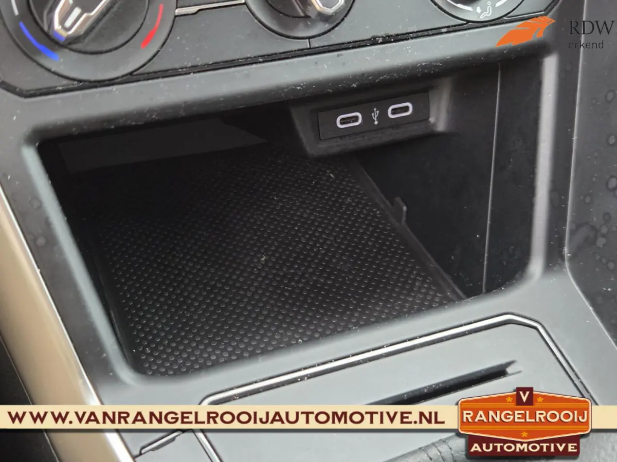 1.0 TSI Life, camera, ACC, airco, LED kopl., carplay