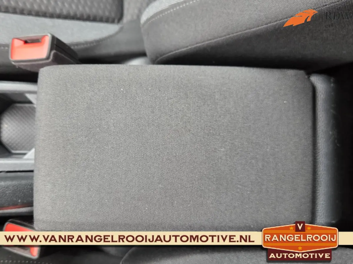 1.0 TSI Life, camera, ACC, airco, LED kopl., carplay