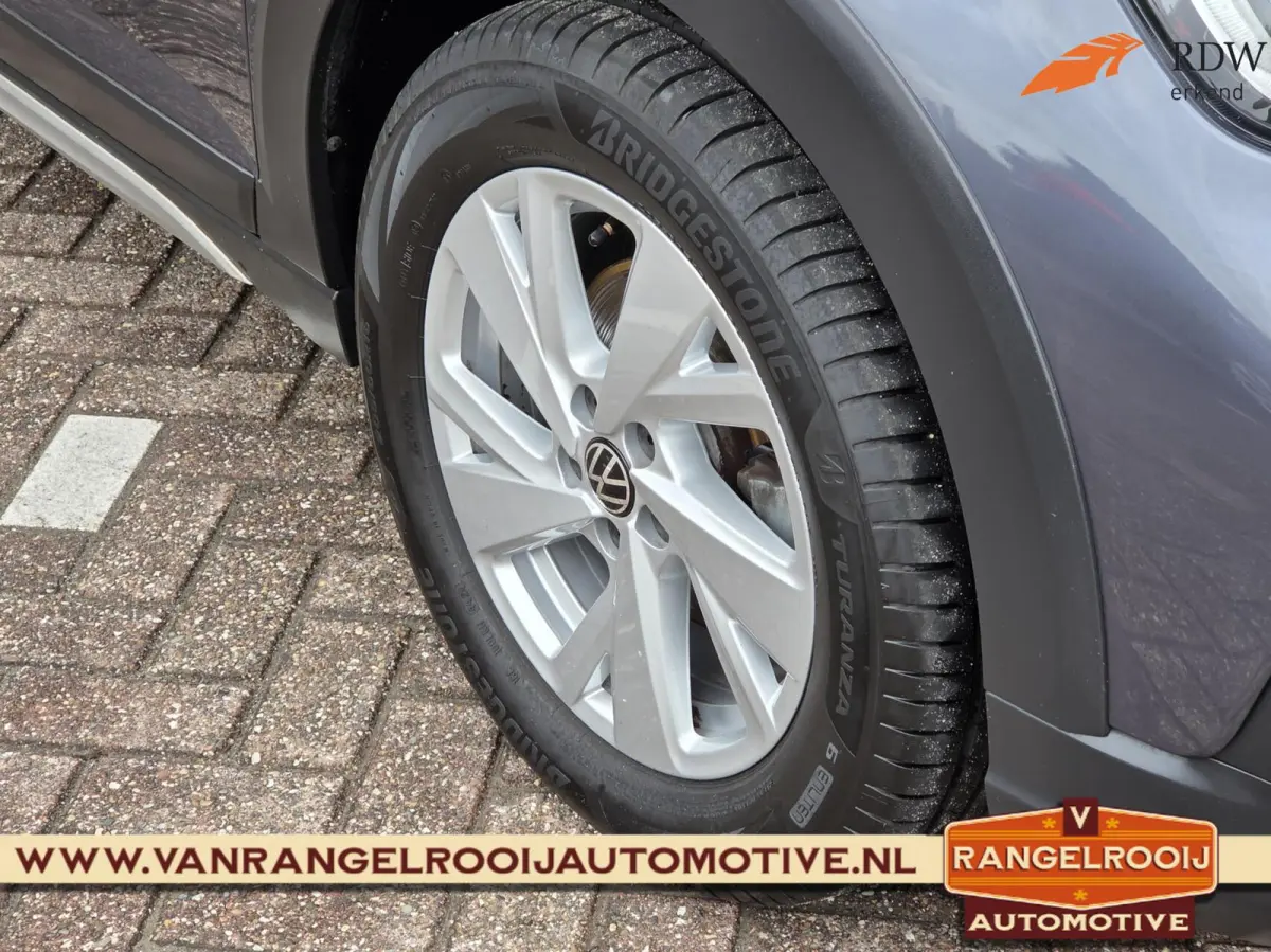 1.0 TSI Life, camera, ACC, airco, LED kopl., carplay