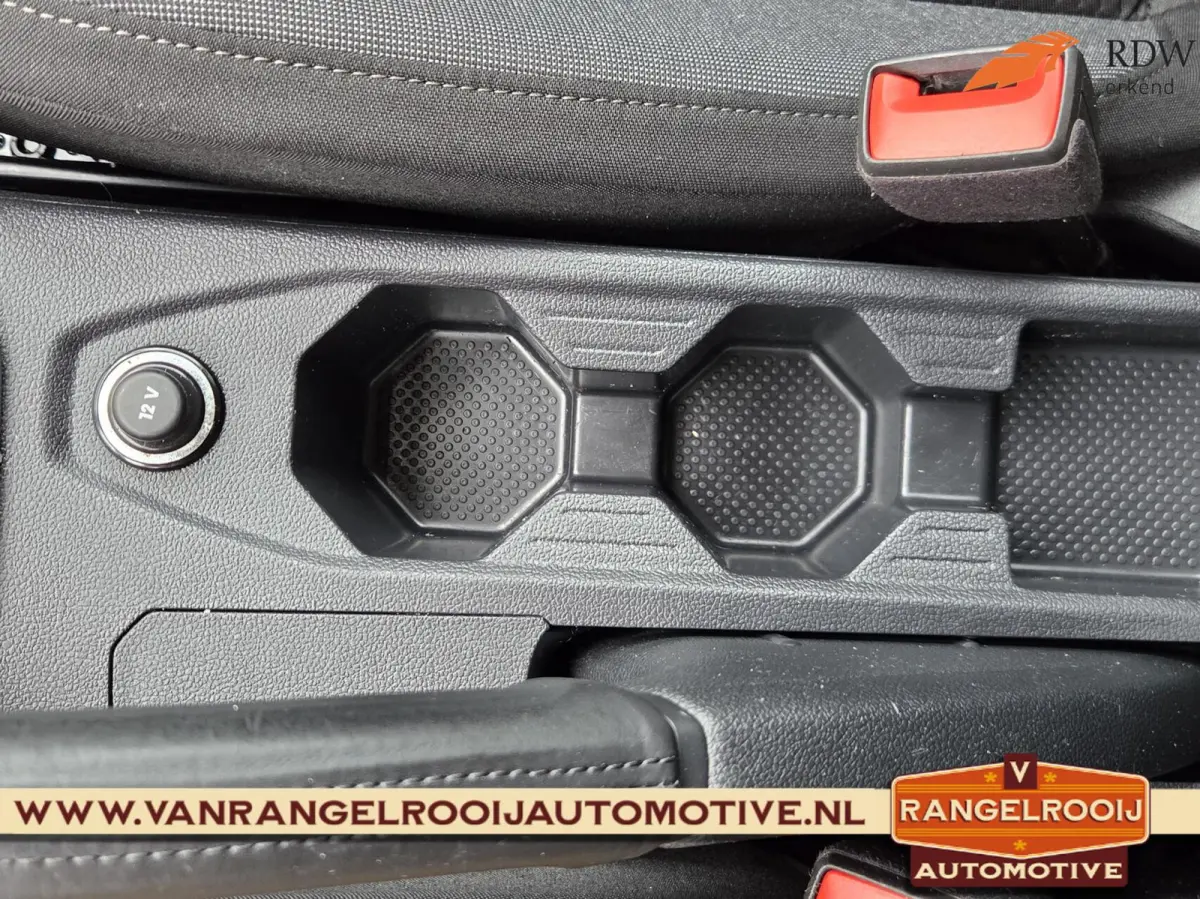 1.0 TSI Life, camera, ACC, airco, LED kopl., carplay