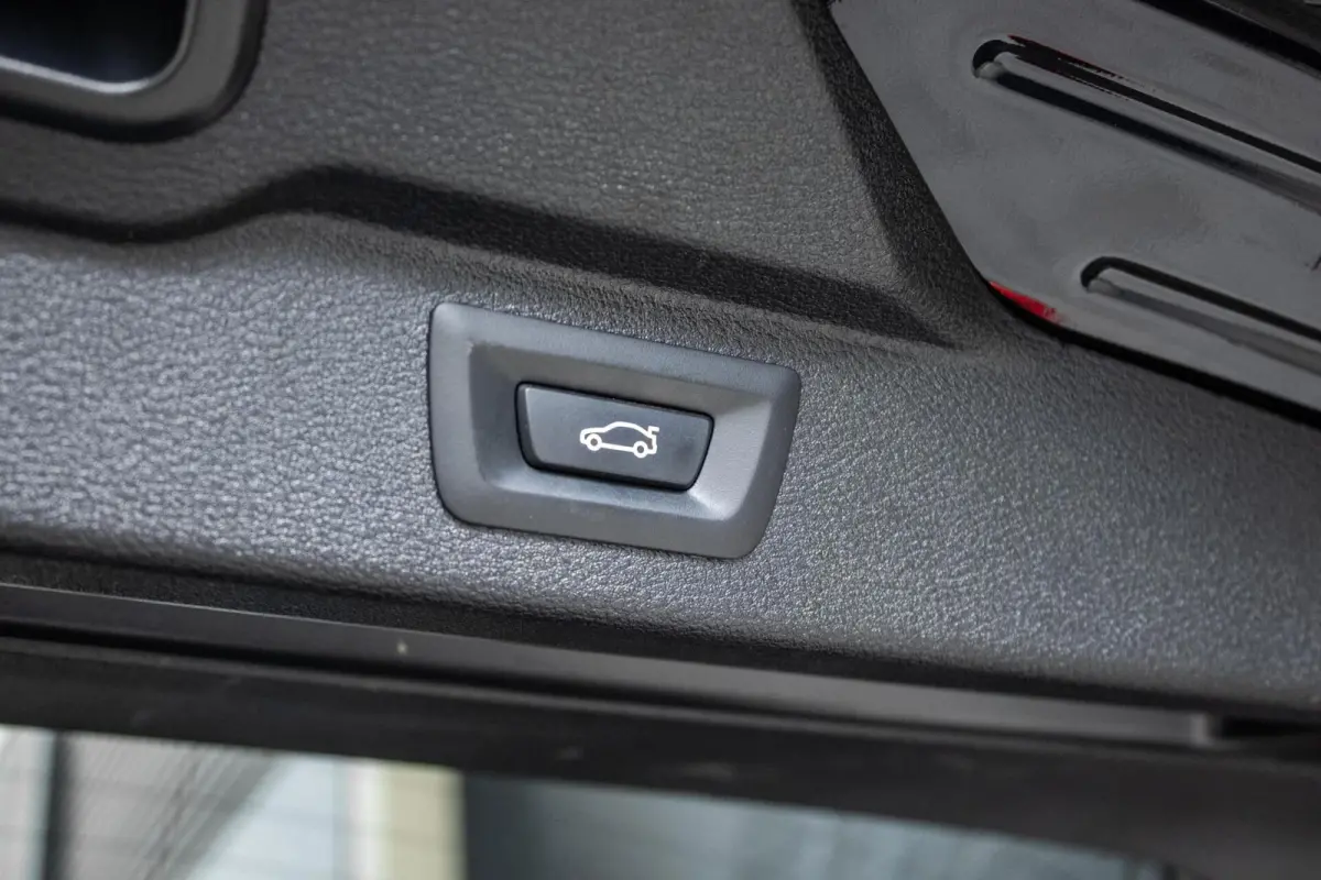 xDrive40e M-Sport | PANO | COMFORTZETELS | SOFTCLOSE | HARMAN&KARDON | MEMORY | FULL OPTION